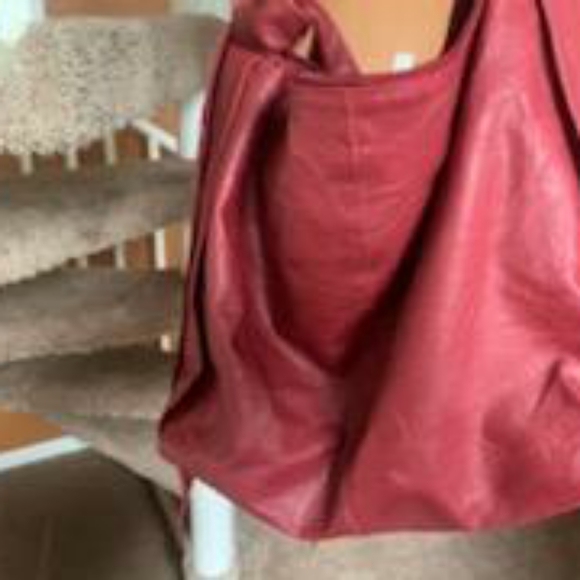 Studded purse - Picture 2 of 3